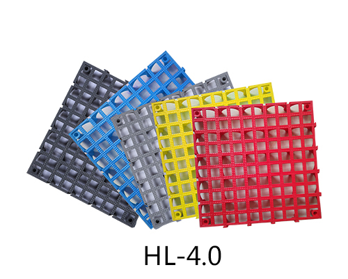 385